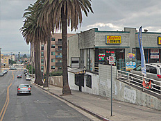 47418_magees.jpg